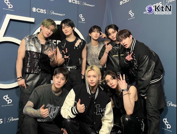 스트레이 키즈, '아메리칸 뮤직 어워드'에서 엔싱크 트리뷰트 무대로 美 관객 열광 사진=2024.10. 07  아메리칸 뮤직 어워즈 엑스 갈무리   K trendy NEWS DB ⓒ케이 트렌디뉴스 무단전재 및 수집, 재배포금지