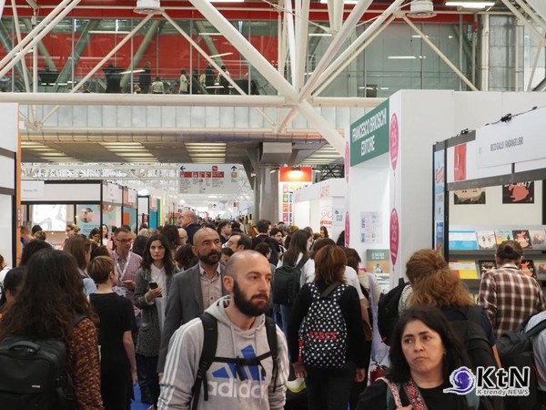 출판사로부터 신청받은 위탁 도서 100권에 대한 수출 상담도 진행되었다. 명수정의 『세상 끝까지 펼쳐지는 치마』와 최연주의 『모 이야기』 등 국내 36개 출판사의 도서가 해외 바이어들의 관심을 끌었다./사진=BCBF, K trendy NEWS DB ⓒ케이 트렌디뉴스 무단전재 및 수집, 재배포금지