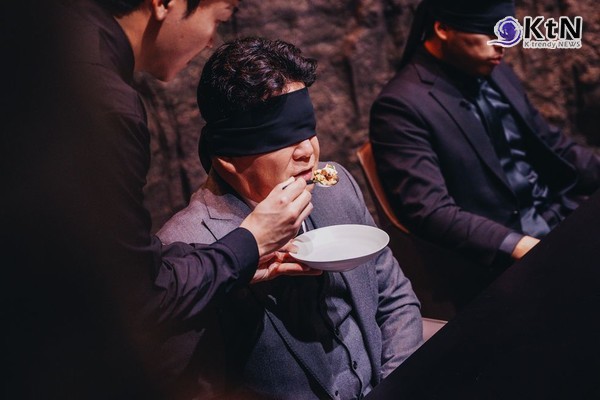 나폴리맛피아, "'흑백요리사' 파이널 진출, TOP3 자신"...임태훈, '흑백요리사' 비하인드 공개 사진=2024.10. 07  넷플릭스  백종원  K trendy NEWS DB ⓒ케이 트렌디뉴스 무단전재 및 수집, 재배포금지