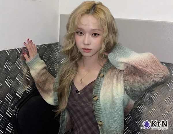 [뷰티 트렌드] 로제·윈터·임영웅·뷔의 베이비 펌...‘ 보호시크’ 열풍 속 올 가을 헤어 트렌드 사진=2024 11.09 에스파 인스타그램 갈무리 / K trendy NEWS DB ⓒ케이 트렌디뉴스 무단전재 및 수집, 재배포금지