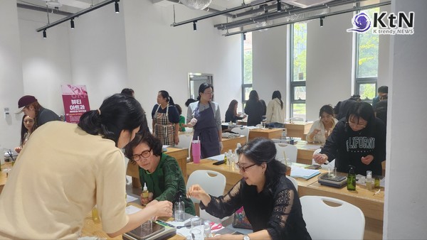 김포대학교 '화장품 조제 전문가 양성 과정',/사진=K trendy NEWS DB ⓒ케이 트렌디뉴스 무단전재 및 수집, 재배포금지