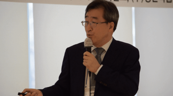 김주덕 교수" K-뷰티가 지속적인 경쟁 우위를 유지하기 위해 각국의 시장 변화에 대응하는 전략적 접근이 필수적이다." /사진=K trendy NEWS DB ⓒ케이 트렌디뉴스 무단전재 및 수집, 재배포금지