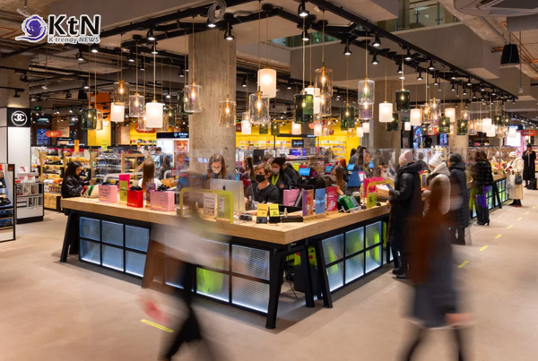 K-뷰티가 글로벌 화장품 시장에서 꾸준히 성장하며 전 세계 소비자들에게 각광받고 있다./사진=K trendy NEWS DB ⓒ케이 트렌디뉴스 무단전재 및 수집, 재배포금지