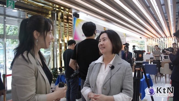 [KtN 포토] NFT·STO 대중화를 위한 '韓中 디지털 문화 예술교감전' 성황리 개최  사진=2023.07.25 K trendy NEWS DB ⓒ케이 트렌디뉴스 무단전재 및 수집, 재배포금지