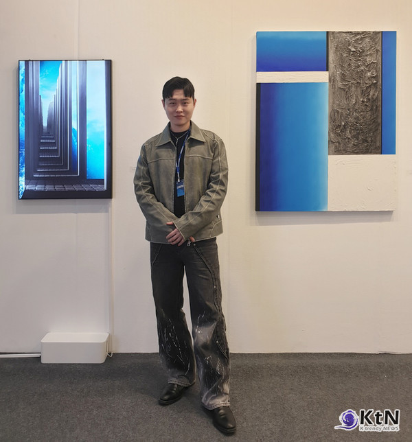 "바다는 인간의 시작이자 끝이다." 예술가 로칸킴은 이러한 철학적 물음을 'Sea the Wall' 시리즈를 통해 대중 앞에 선보이고 있다. 로칸킴, 사진=K trendy NEWS DB ⓒ케이 트렌디뉴스 무단전재 및 수집, 재배포금지