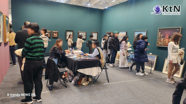 6만 8천 관람객 사로잡아 내년 기대 더 키운 '2024 인천아트쇼' 성료 사진=2024 11.26 K trendy NEWS DB ⓒ케이 트렌디뉴스 무단전재 및 수집, 재배포금지