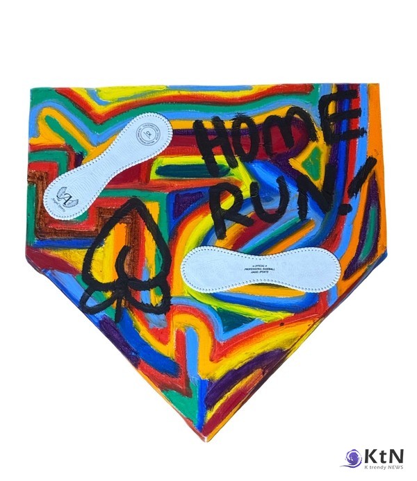 SaDoSeJa, 2024, HOME(4), 43.1 x 43.1, Oil and Baseball, 70만원