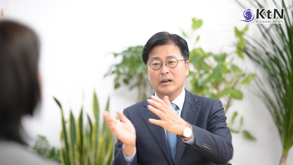 현대 리더십은 더 이상 리더 개인의 능력에만 의존하지 않는다.  사진=K trendy NEWS DB ⓒ케이 트렌디뉴스 무단전재 및 수집, 재배포금지