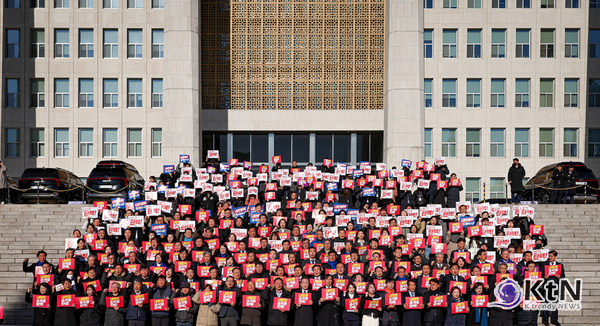  사진=더불어민주당, K trendy NEWS DB ⓒ케이 트렌디뉴스 무단전재 및 수집, 재배포금지