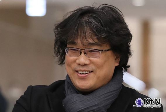 입소문탄 '잠', 예매율 1위로 가을 스크린 판도 주도 예고  사진=2023.09.0.4 봉준호 인스타그램 갈무리   K trendy NEWS DB ⓒ케이 트렌디뉴스 무단전재 및 수집, 재배포금지