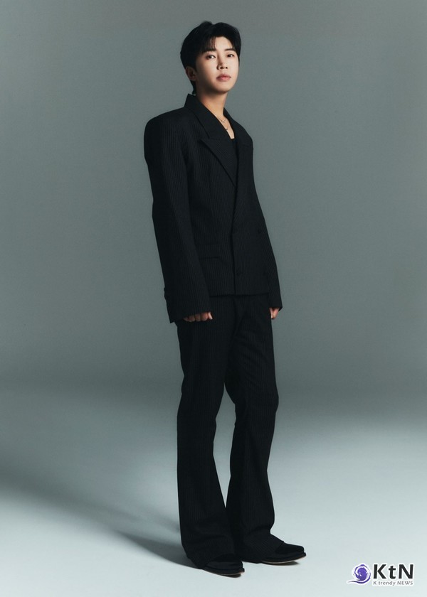 "목소리 왜 내요"…임영웅, 정치 DM 논란 속 포천시 홍보대사 해촉설까지 사진=2024 12.09  물고기뮤직 논란에도 임영웅은 예정된 일정을 소화할 예정이다. 오는 27일부터 내년 1월 4일까지 서울 고척스카이돔에서 '임영웅 리사이틀(RE:CITAL)' 콘서트를 개최한다. K trendy NEWS DB ⓒ케이 트렌디뉴스 무단전재 및 수집, 재배포금지