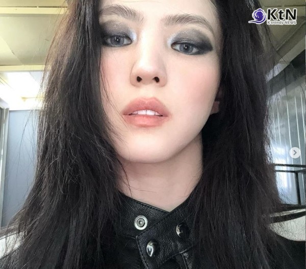 한소희, 지드래곤 열애설 초고속 부인… "사실 무근, 친분도 없다" [공식] 사진=2024 12.21  한소희 인스타그램 갈무리 K trendy NEWS DB ⓒ케이 트렌디뉴스 무단전재 및 수집, 재배포금지