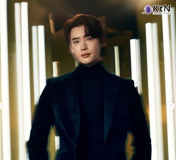 이종석, 서울아산병원에 1억 원 기부… 소아청소년 환자 치료·수술비 지원 사진=2024 12.23 이종석 인스타그램 갈무리  K trendy NEWS DB ⓒ케이 트렌디뉴스 무단전재 및 수집, 재배포금지