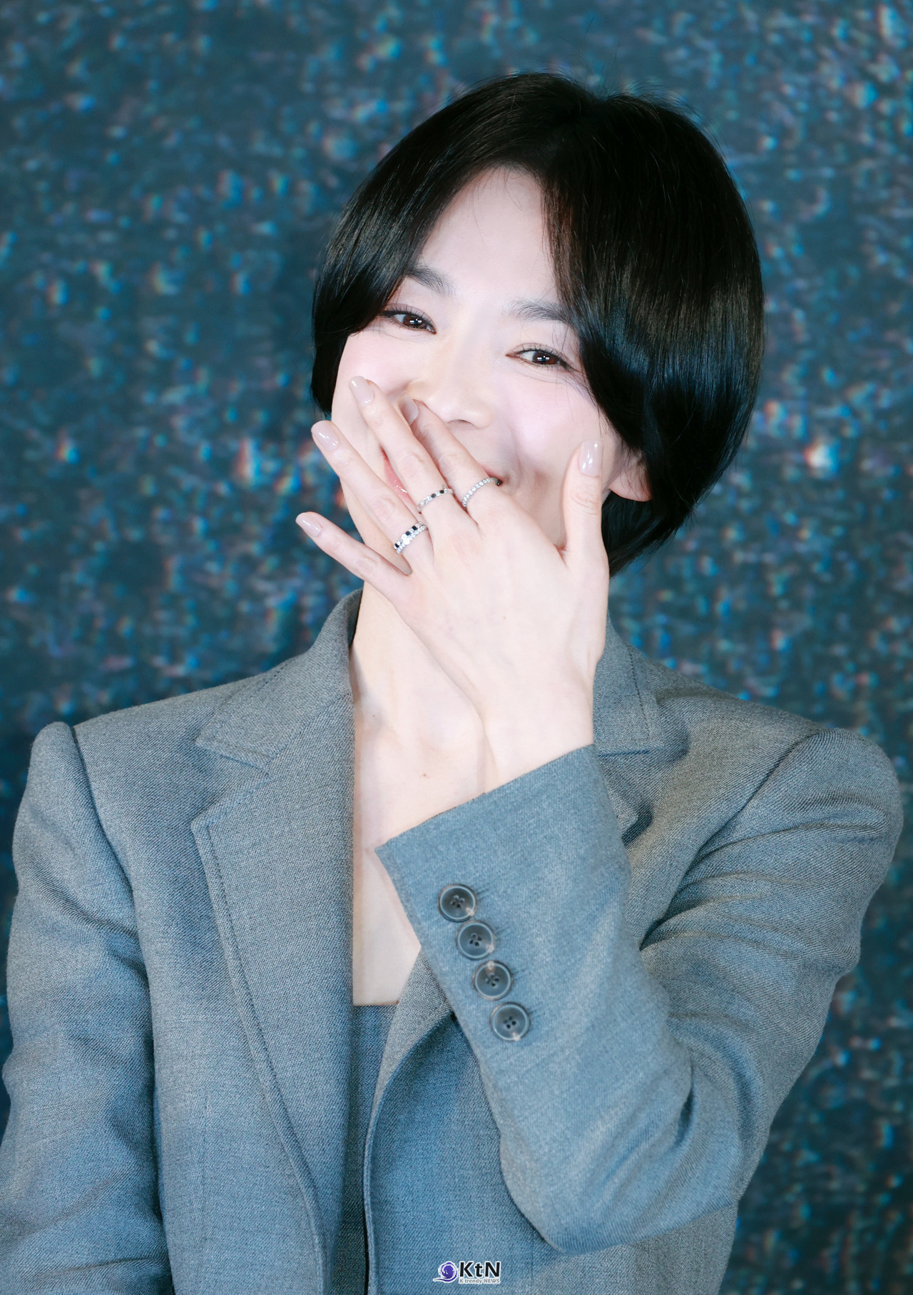 영화 '검은수녀들' 오픈 쇼케이스에 배우 송혜교가 참석해 예비 관객들과 특별한 시간을 보내고 있다. / 사진=K trendy NEWS DB ⓒ케이 트렌디뉴스 무단전재 및 수집, 재배포금지.