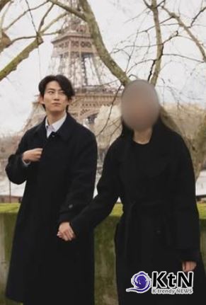 옥택연, 프러포즈 파리 에펠탑 앞 사진 화제… "결혼? 아직 계획 NO" 사진=2025 02.05 온라인 커뮤니티 갈무리  K trendy NEWS DB ⓒ케이 트렌디뉴스 무단전재 및 수집, 재배포금지