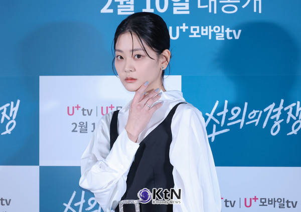 정수빈, 신비로운 카리스마 발산! ‘선의의 경쟁’ 시사회 현장/사진=K trendy NEWS DB ⓒ케이 트렌디뉴스 무단전재 및 수집, 재배포금지