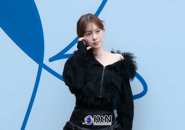 곽현주 포토월 빛낸 케플러(Kep1er) 김채현, 시크한 블랙 룩으로 매력 발산/사진=K trendy NEWS DB ⓒ케이 트렌디뉴스 무단전재 및 수집, 재배포금지