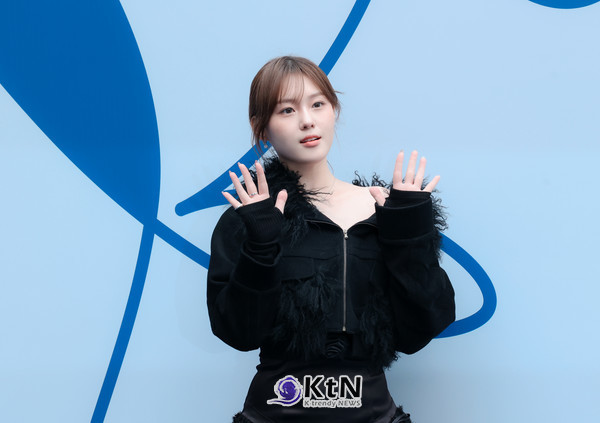 곽현주 포토월 빛낸 케플러 김채현, 시크한 블랙 룩으로 매력 발산/사진=K trendy NEWS DB ⓒ케이 트렌디뉴스 무단전재 및 수집, 재배포금지