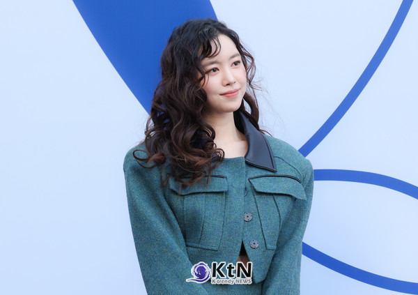  진세연은 독보적인 패션 감각을 다시 한번 입증하며, 앞으로의 행보에 대한 기대감을 높이고 있다./사진=K trendy NEWS DB ⓒ케이 트렌디뉴스 무단전재 및 수집, 재배포금지