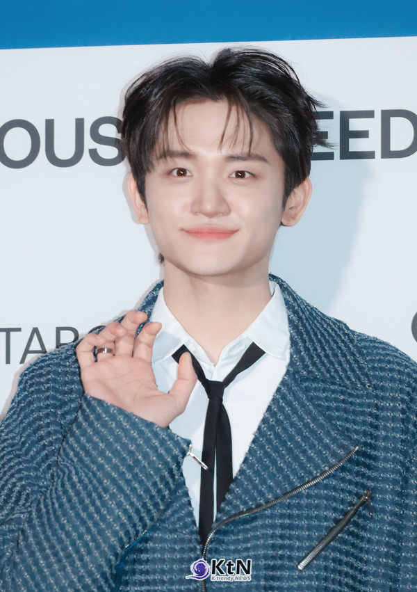 2025 F/W 서울패션위크 '그리디어스' 컬렉션 포토월 행사에 밴드 루시(LUCY)의 멤버 조원상/사진=K trendy NEWS DB ⓒ케이 트렌디뉴스 무단전재 및 수집, 재배포금지