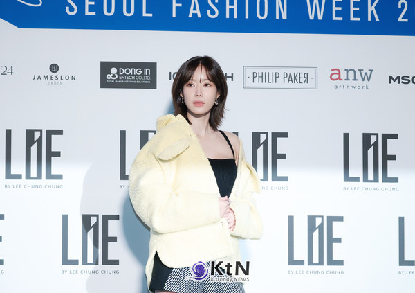 임수향은 부드러운 파스텔 옐로우 오버핏 재킷을 선택해 따뜻하면서도 고급스러운 분위기를 연출했다. /사진=K trendy NEWS DB ⓒ케이 트렌디뉴스 무단전재 및 수집, 재배포금지