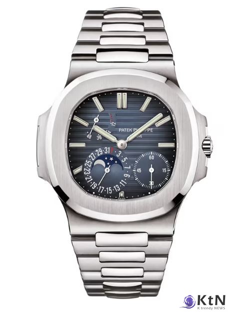 Patek Philippe Officially Discontinues the Nautilus Moonphase 5712A.  사진=Patek Philippe, K trendy NEWS DB ⓒ케이 트렌디뉴스 무단전재 및 수집, 재배포금지
