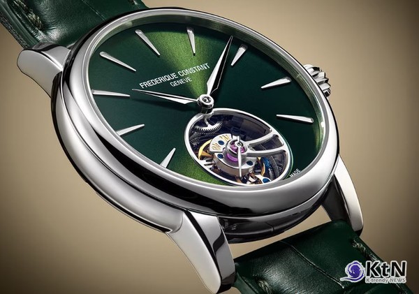 Frederique Constant Launches New Classic Tourbillon Manufacture Timepiece.  사진=Frederique Constant, K trendy NEWS DB ⓒ케이 트렌디뉴스 무단전재 및 수집, 재배포금지