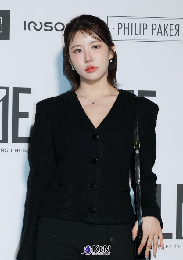  시아지우, 클래식한 올블랙 스타일링으로 시크함 극대화/사진=K trendy NEWS DB ⓒ케이 트렌디뉴스 무단전재 및 수집, 재배포금지