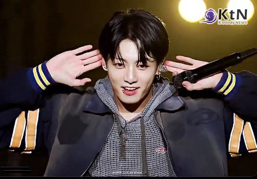 '상병' BTS 정국, 팬들에게 전한 진심… "조급하고 불안하지만, 아미 생각뿐" 사진=2025 02.15  아미 엑스 갈무리/ 편집 K trendy NEWS DB ⓒ케이 트렌디뉴스 무단전재 및 수집, 재배포금지