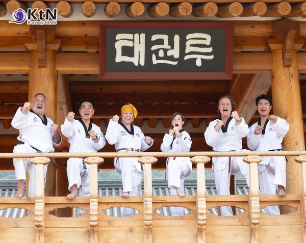 불가리아 칼리나공주와 남편인 키틴 무뇨즈 유네스코 친선대사, 핫산왕자, 슬라비초 비네브 불가리아 태권도 협회장 등 국제적 인사들이 태권도의 유네스코 세계무형문화유산 등재를 지지하며 한국을 방방문했다./사진=김운용스포츠위원회 
