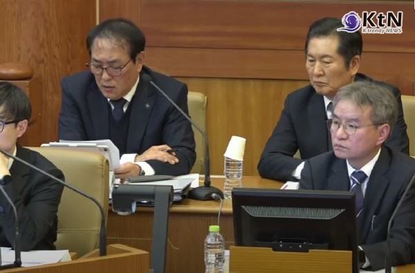 한덕수, 계엄 국무회의 절차적 하자 인정... "반나절 해제, 들어본 적 없어" 사진=2025 02.20 K trendy NEWS DB ⓒ케이 트렌디뉴스 무단전재 및 수집, 재배포금지