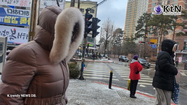 전국 한파 체감온도 '뚝', 아침 영하 10도 강추위… 강풍·빙판길 유의 [내일 날씨]  사진=2025 02.12 K trendy NEWS DB ⓒ케이 트렌디뉴스 무단전재 및 수집, 재배포금지