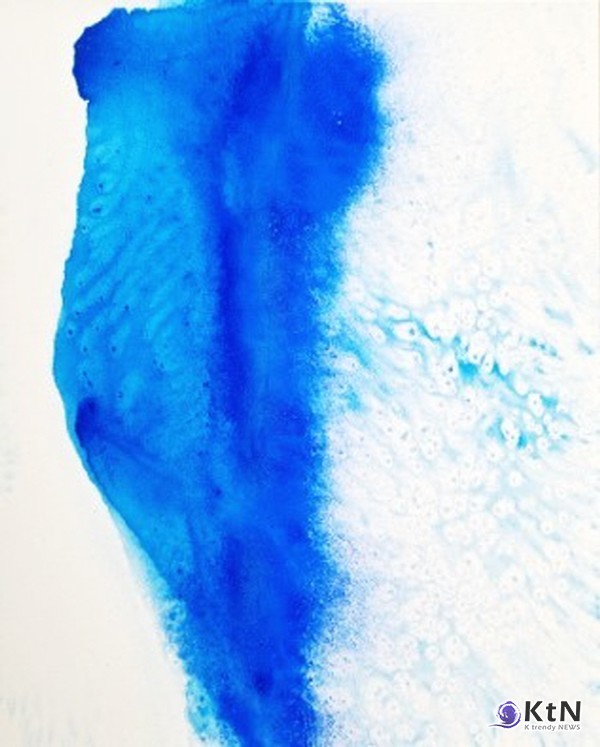 작품명: In the Beginning 8제작 연도: 2021년재료: 캔버스에 금박 혼합 기법 (Technique mixed with gold leaves on canvas) [갤러리 A]  사진=K trendy NEWS DB ⓒ케이 트렌디뉴스 무단전재 및 수집, 재배포금지