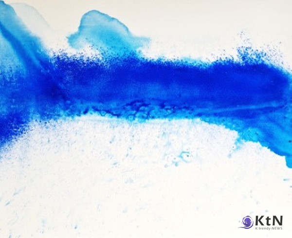  작품명: In the Beginning 11제작 연도: 2021년규격: 100 × 80cm  [갤러리 A]  사진=K trendy NEWS DB ⓒ케이 트렌디뉴스 무단전재 및 수집, 재배포금지