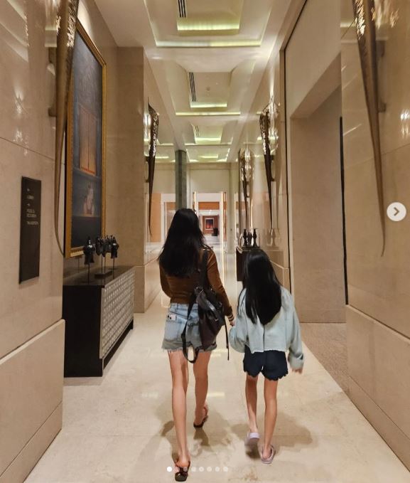 장동건♥고소영, 폭풍 성장 딸 공개 … 아이돌급 비주얼 화제 사진=2025 02.26  kosoyoung_official  K trendy NEWS DB ⓒ케이 트렌디뉴스 무단전재 및 수집, 재배포금지