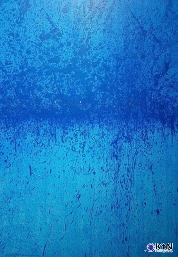 허은선. 작품명: The Sea in the Sky 14제작 연도: 2019년규격: 65 × 92cm재료: 캔버스에 금박 혼합 기법 (Technique mixed with gold leaves on canvas) 가격: 3,900  [갤러리 A]  사진=K trendy NEWS DB ⓒ케이 트렌디뉴스 무단전재 및 수집, 재배포금지