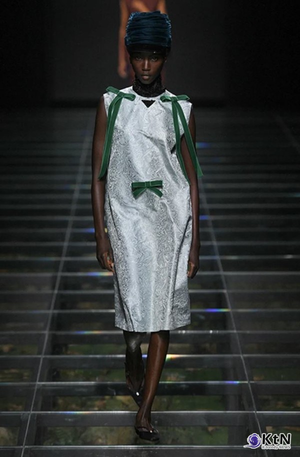 ‘럭셔리의 개념을 재정립하다’  사진=Isidore Montag/Gorunway.com, K trendy NEWS DB ⓒ케이 트렌디뉴스 무단전재 및 수집, 재배포금지