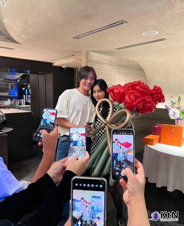 스타 2세 클래스? '장동건♥' 고소영, 11살 딸 윤설의 생일 명품 선물 공개 사진=2025 03.06  고소영 인스타그램 갈무리 K trendy NEWS DB ⓒ케이 트렌디뉴스 무단전재 및 수집, 재배포금지