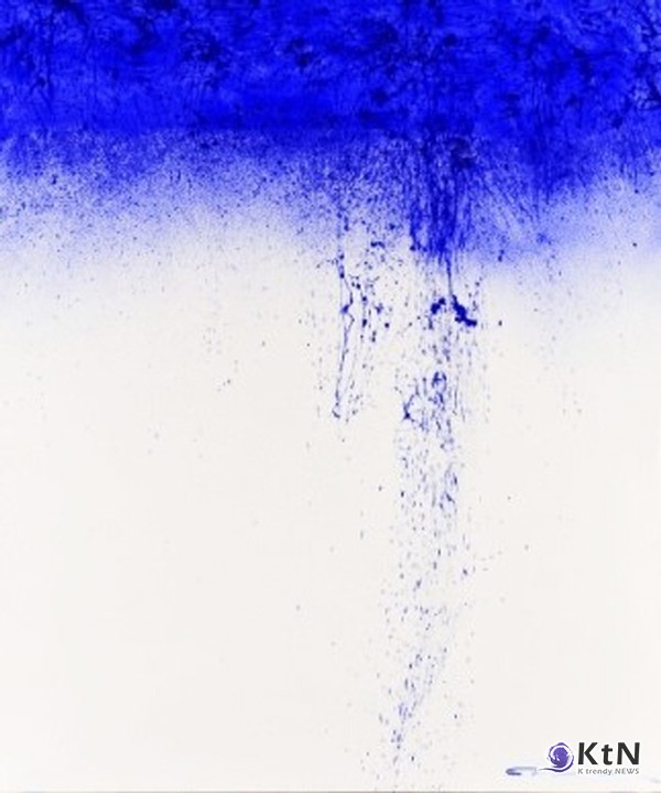  작품명: Dancing with Silence 1작가: 허은선 (HUH EUN SUN)크기: 200x240cm재료: 캔버스에 금박과 혼합 기법 (mixed with gold leaves on canvas)제작 연도: 2019가격: 2억 8천  [갤러리 A]  사진=K trendy NEWS DB ⓒ케이 트렌디뉴스 무단전재 및 수집, 재배포금지