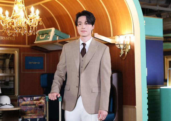 배우 이동욱이 쌤소나이트 창립 115주년 기념 '뉴 스트림라이트' 팝업 이벤트에 참석했다. / 사진=K trendy NEWS DB ⓒ케이 트렌디뉴스 무단전재 및 수집, 재배포금지