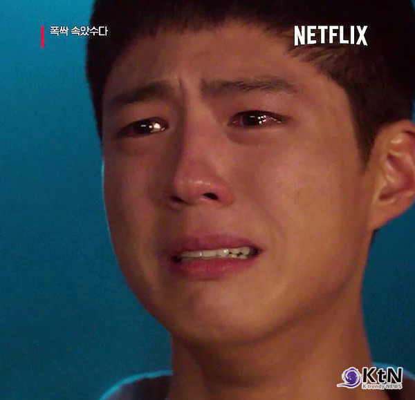 '순애보 끝판왕' 박보검, ‘폭싹 속았수다’로 폭싹 반한 ‘관식앓이’ 시작됐다 사진=2025 03.10  넷플릭스 영상 갈무리  K trendy NEWS DB ⓒ케이 트렌디뉴스 무단전재 및 수집, 재배포금지