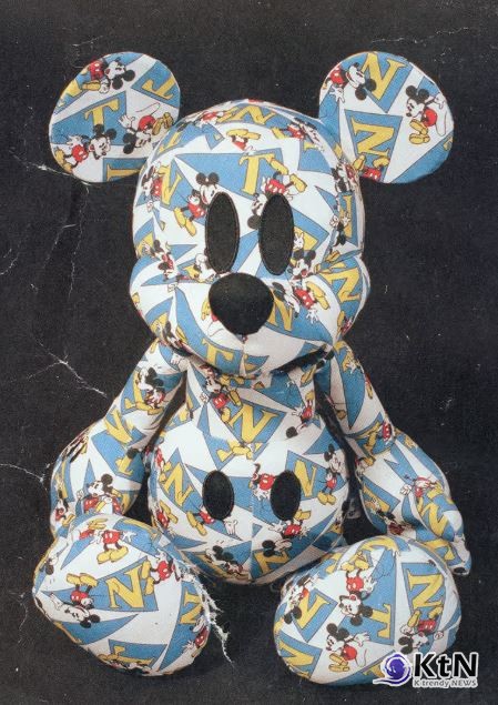  패션 시장에서 ‘노스탤지어’ 트렌드의 지속적 확산. 사진=thisisneverthat,  K trendy NEWS DB ⓒ케이 트렌디뉴스 무단전재 및 수집, 재배포금지