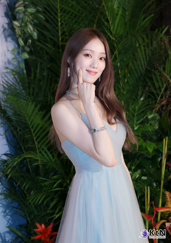 배우 이성경. 주얼리 메종 프레드(FRED)의 '무슈 프레드 아이디얼 라이트(Monsieur Fred Ideal Light)' 컬렉션. 사진=K trendy NEWS DB ⓒ케이 트렌디뉴스 무단전재 및 수집, 재배포금지