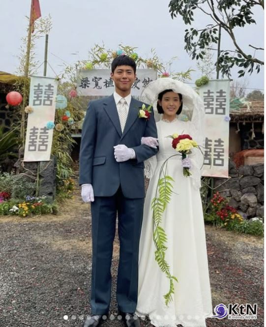 아이유♥박보검, 결혼식 현장 공개…'폭싹 속았수다' 비하인드 화제 사진=2025 03.14  아이유 인스타그램 갈무리 K trendy NEWS DB ⓒ케이 트렌디뉴스 무단전재 및 수집, 재배포금지