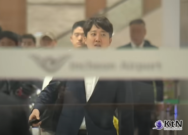 이준석 전 국민의힘 대표의 증언으로 윤석열 대통령이 지난 지방선거 공천 과정에 개입했다는 의혹이 제기되면서, 이른바 ‘명태균 게이트’가 정치권에서 격렬한 논란을 일으키고 있다. /사진=MBC  유튜브 갈무리,  K trendy NEWS DB ⓒ케이 트렌디뉴스 무단전재 및 수집, 재배포금지