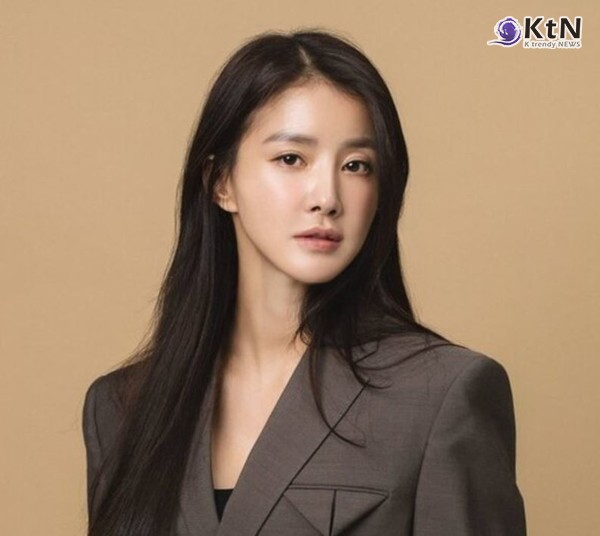 이시영, 결혼 8년 만에 파경… 무슨 일이 있었나? 사진=2025 03.17  에이스팩토리  K trendy NEWS DB ⓒ케이 트렌디뉴스 무단전재 및 수집, 재배포금지