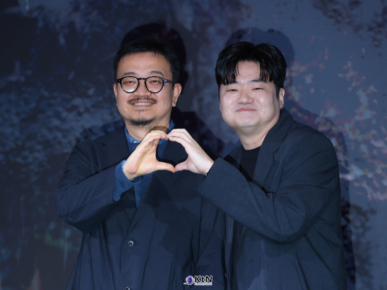 연상호 감독 & 신민재 배우, '닮은꼴 케미' /사진=K trendy NEWS DB ⓒ케이 트렌디뉴스 무단전재 및 수집, 재배포금지