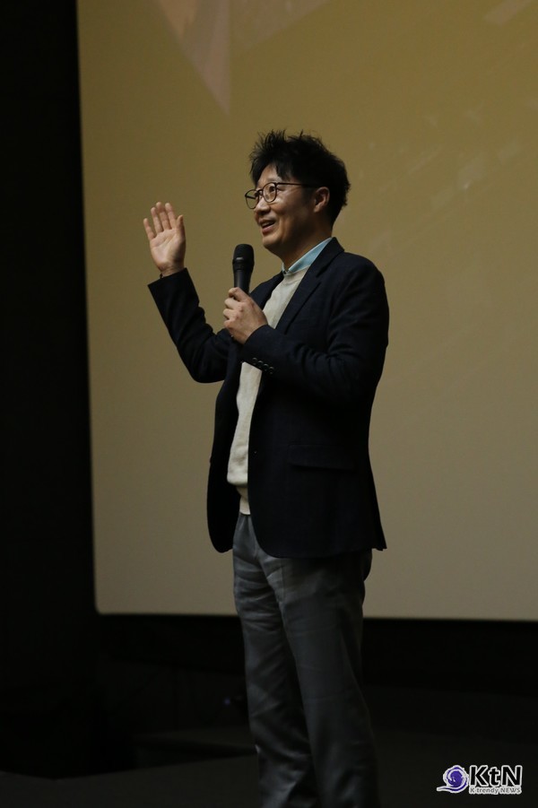  CGV용산아이파크몰에서 진행된 타운홀 미팅에서 구성원들과 소통하고 있는 CGV 정종민 대표. 사진=CJ CGV, K trendy NEWS DB ⓒ케이 트렌디뉴스 무단전재 및 수집, 재배포금지