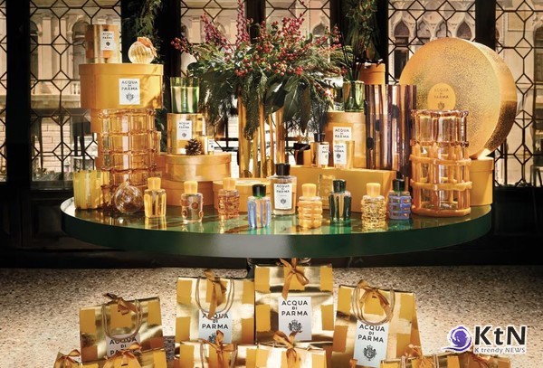 Acqua Di Parma가 홀리데이 시즌을 맞아 선보인 한정판 컬렉션은 단순한 향수 라인을 넘어, 예술과 디자인의 경계를 뛰어넘는 하나의 혁신적 작품이다.  사진= Acqua Di Parma, K trendy NEWS DB ⓒ케이 트렌디뉴스 무단전재 및 수집, 재배포금지