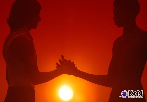 퍼렐 윌리엄스와 루이 비통의 협업은 명품 향수의 새로운 패러다임을 제시한다./사진=Louis Vuitton, K trendy NEWS DB ⓒ케이 트렌디뉴스 무단전재 및 수집, 재배포금지